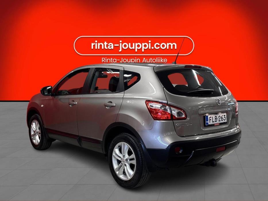 NISSAN Qashqai 2013