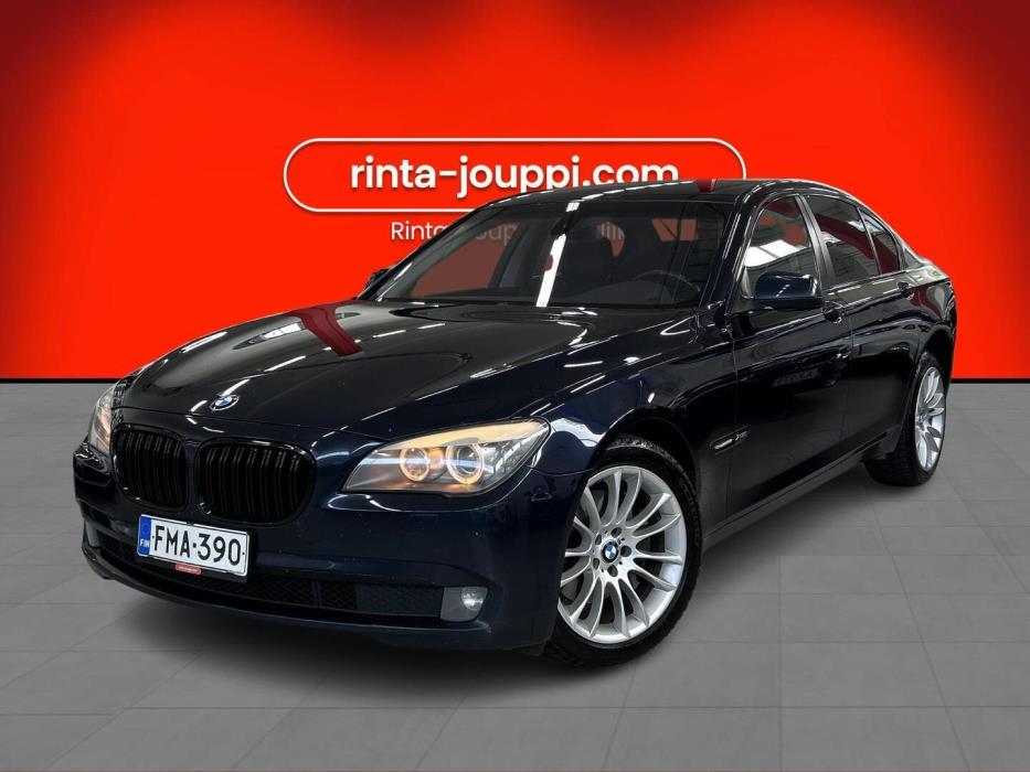 BMW 740 2012