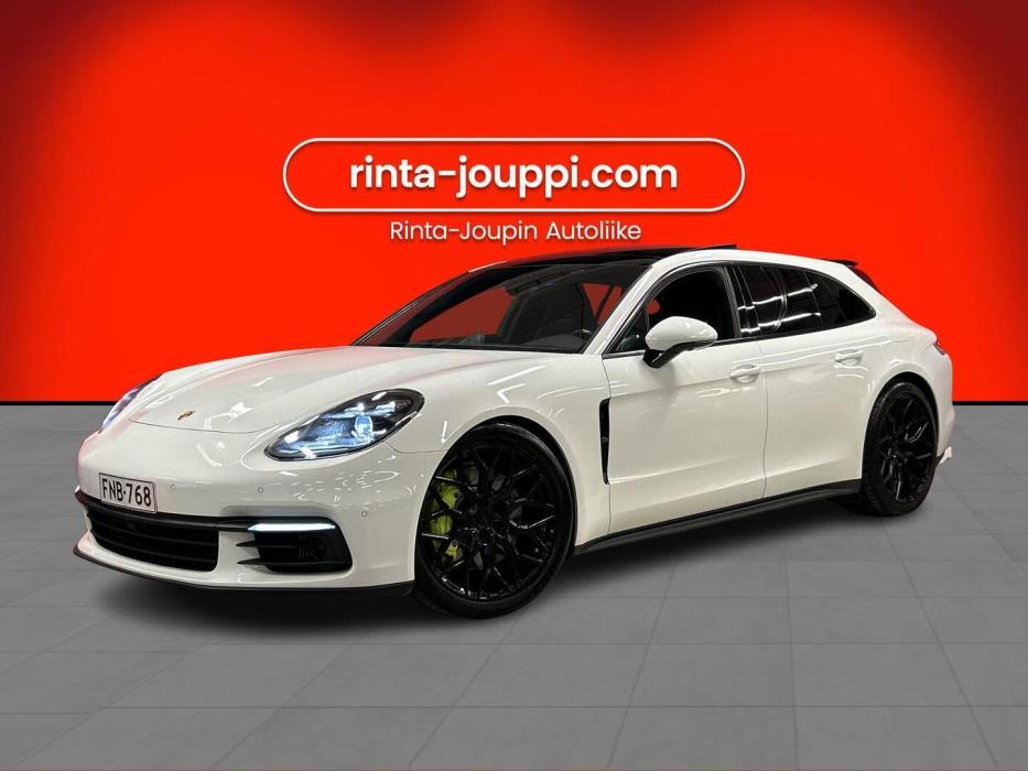 PORSCHE Panamera 2018