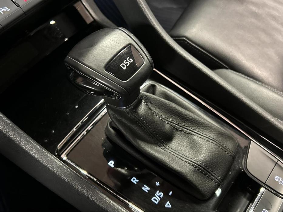 SKODA Karoq 2019