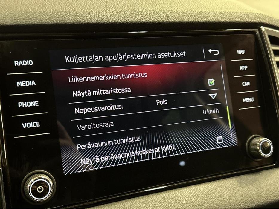 SKODA Karoq 2019