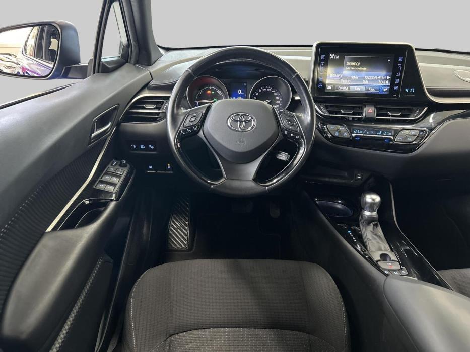TOYOTA C-HR 2018