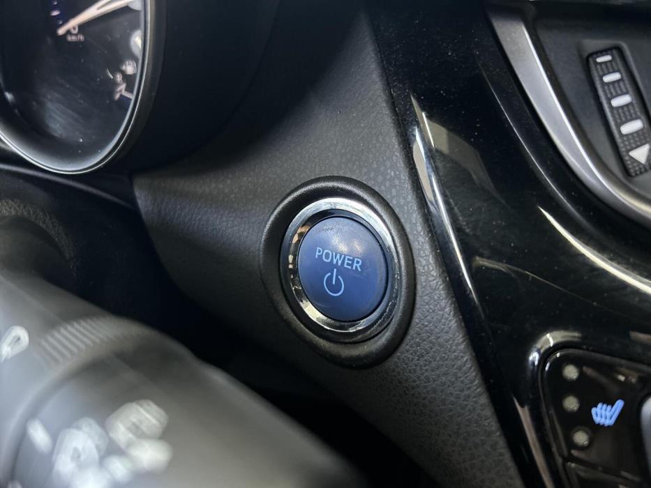 TOYOTA C-HR 2018