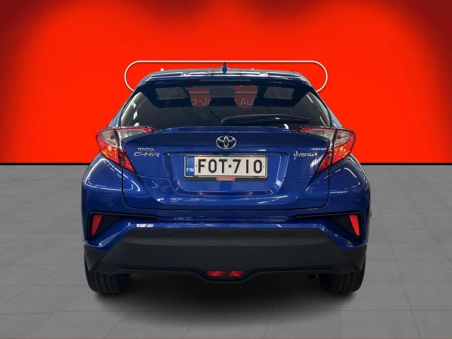 TOYOTA C-HR 2018