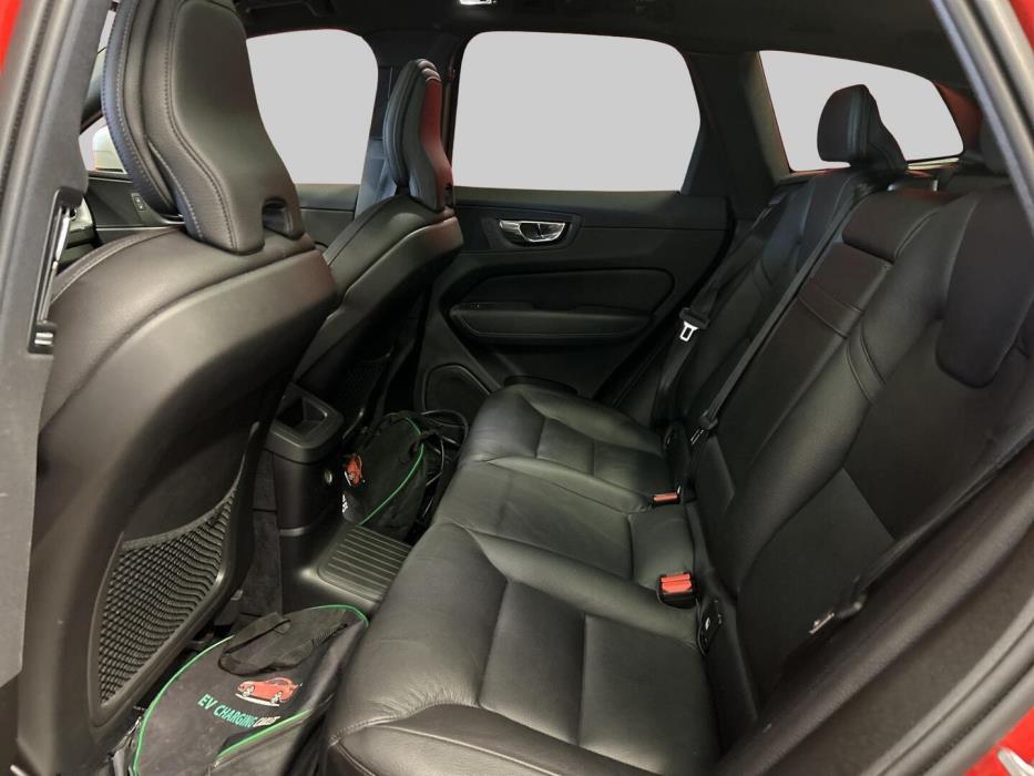 VOLVO XC60 2019