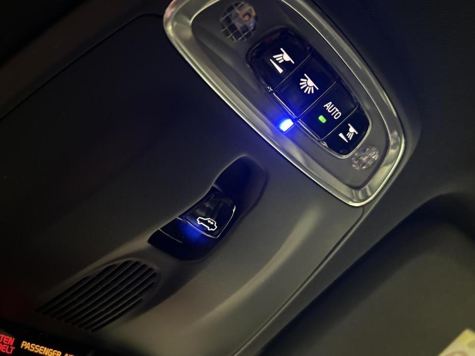 VOLVO XC60 2019