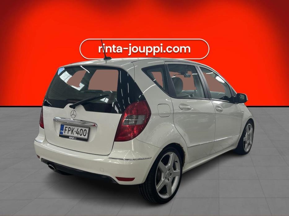 MERCEDES-BENZ A 2008