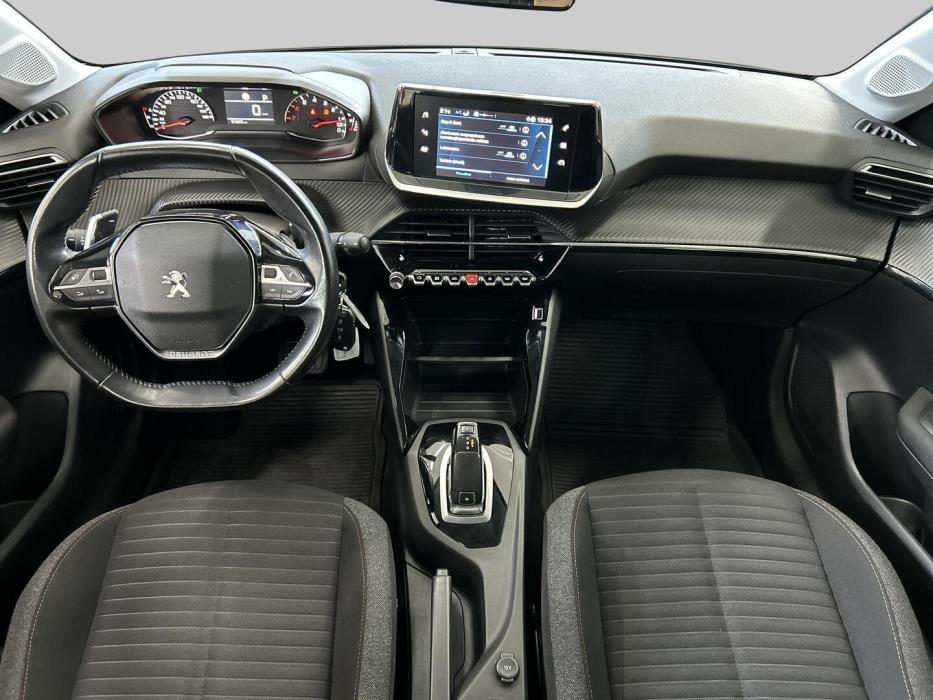 PEUGEOT 208 2020