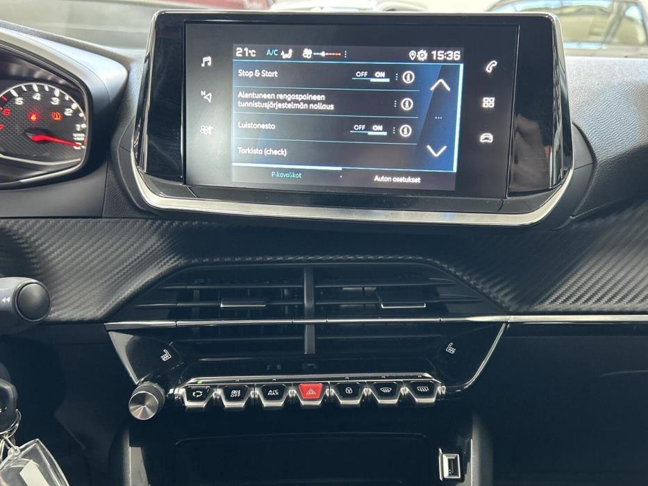 PEUGEOT 208 2020