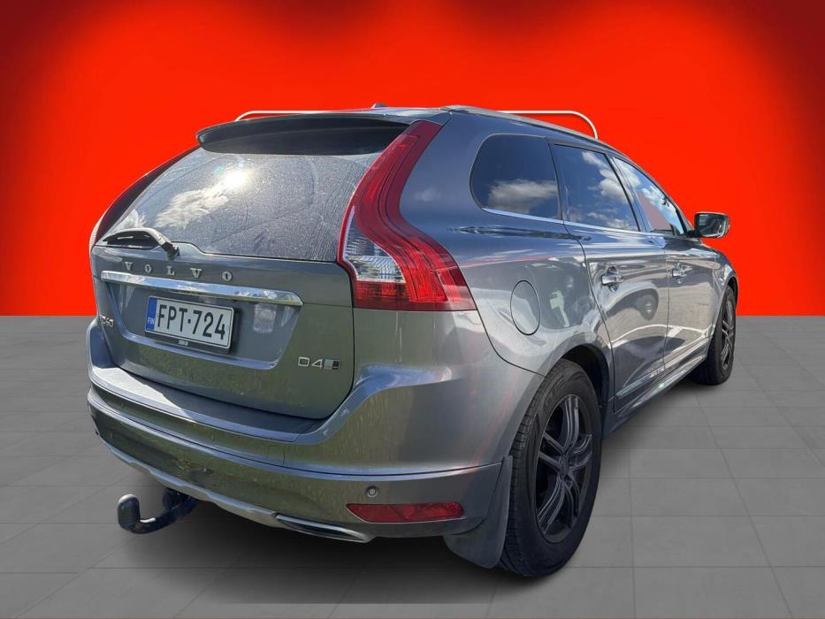 VOLVO XC60 2017