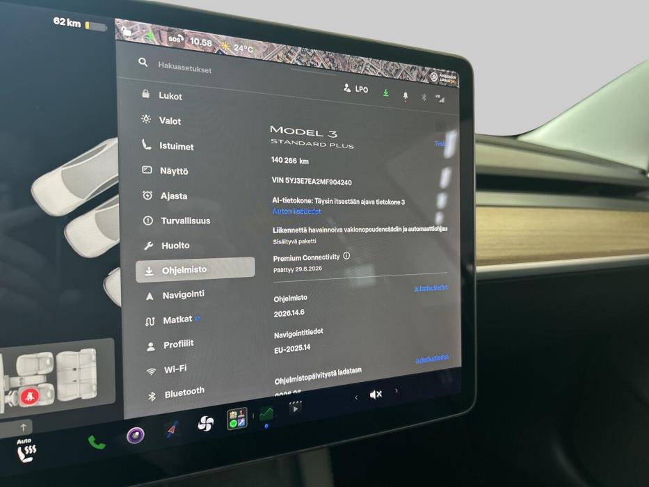 TESLA Model 3 2021