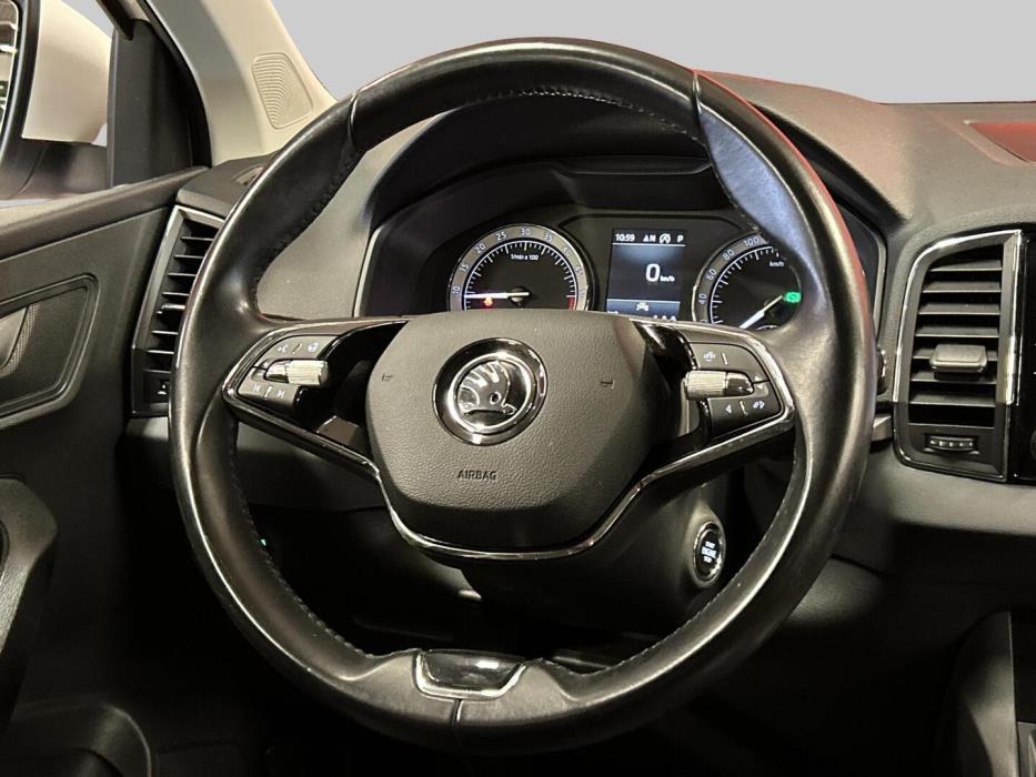 SKODA KAROQ 2021