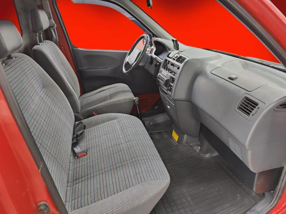 TOYOTA Hiace 1998