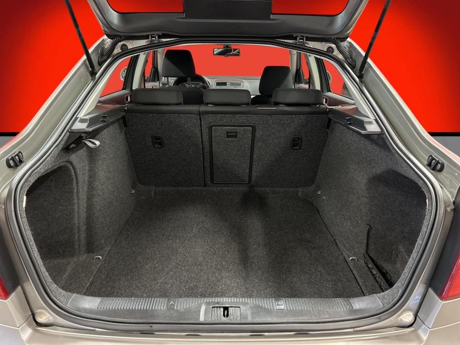 SKODA Octavia 2012