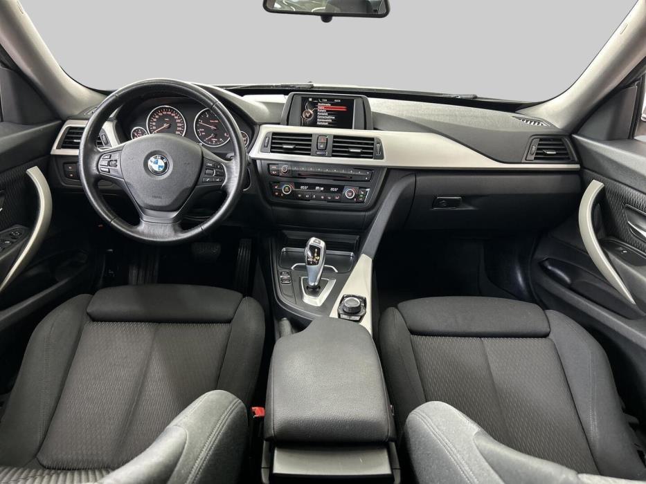 BMW 320 Gran Turismo 2015