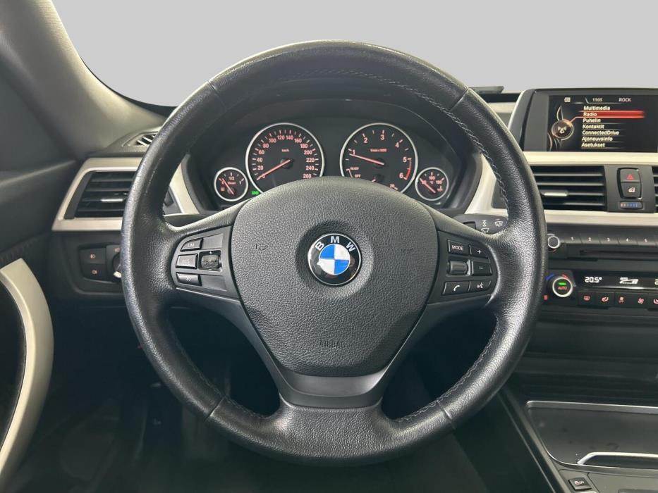 BMW 320 Gran Turismo 2015