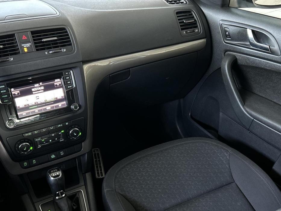 SKODA Yeti 2016