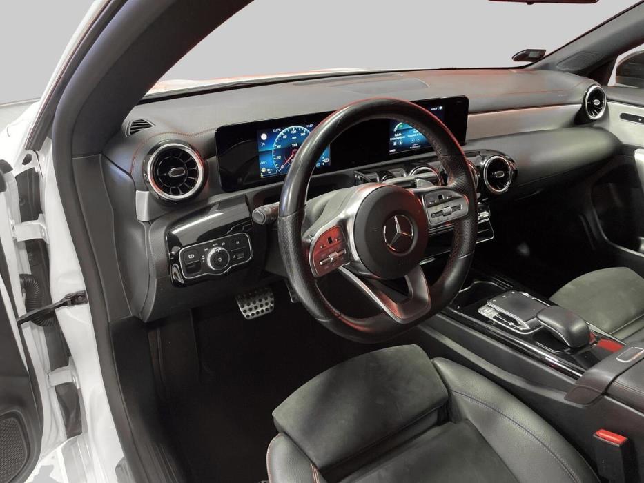 MERCEDES-BENZ CLA 2019
