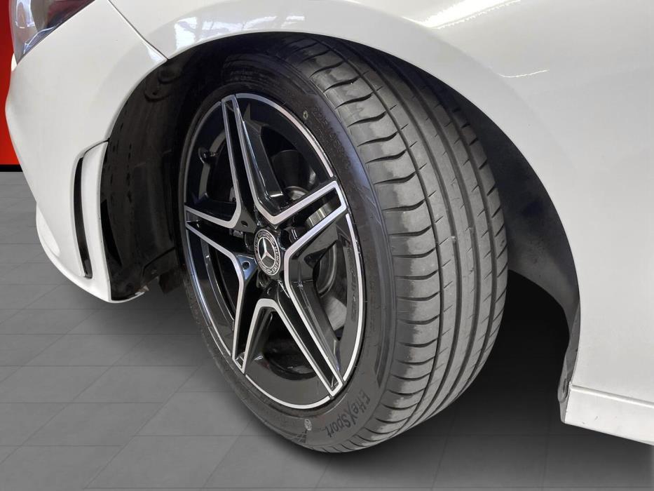 MERCEDES-BENZ CLA 2019