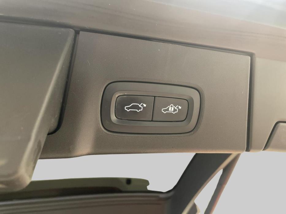 VOLVO V90 2019