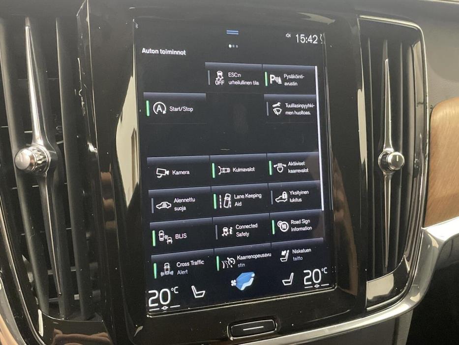VOLVO V90 2019