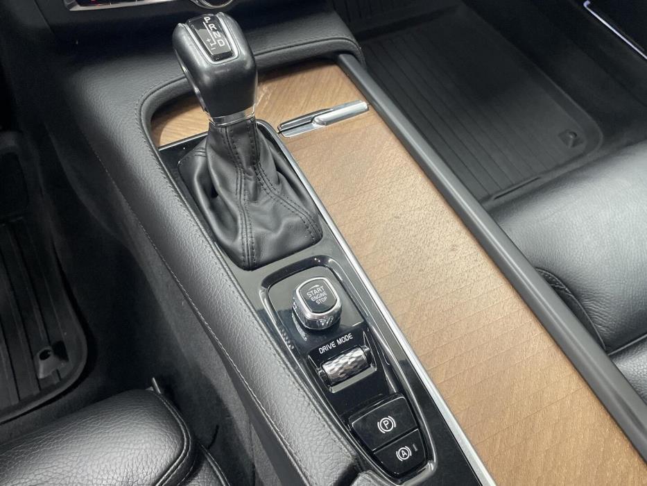 VOLVO V90 2019