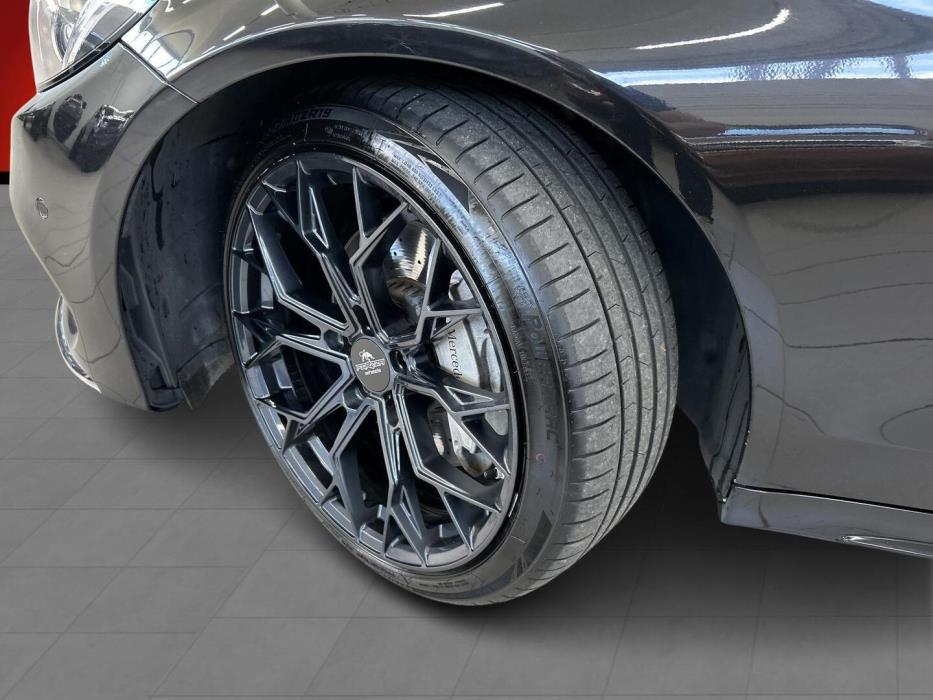 MERCEDES-BENZ C 2015