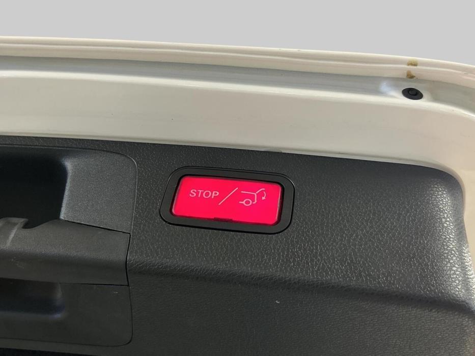 MERCEDES-BENZ E 2018