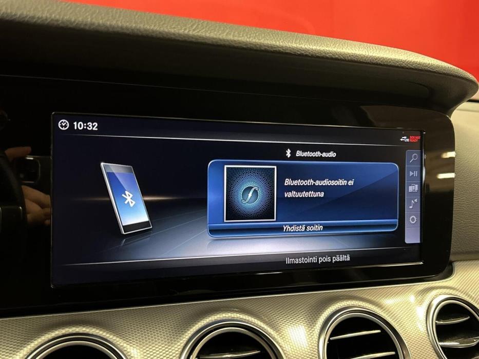 MERCEDES-BENZ E 2018