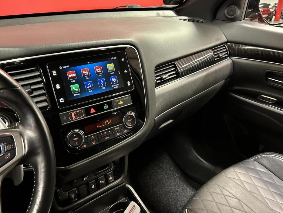 MITSUBISHI Outlander PHEV 2019