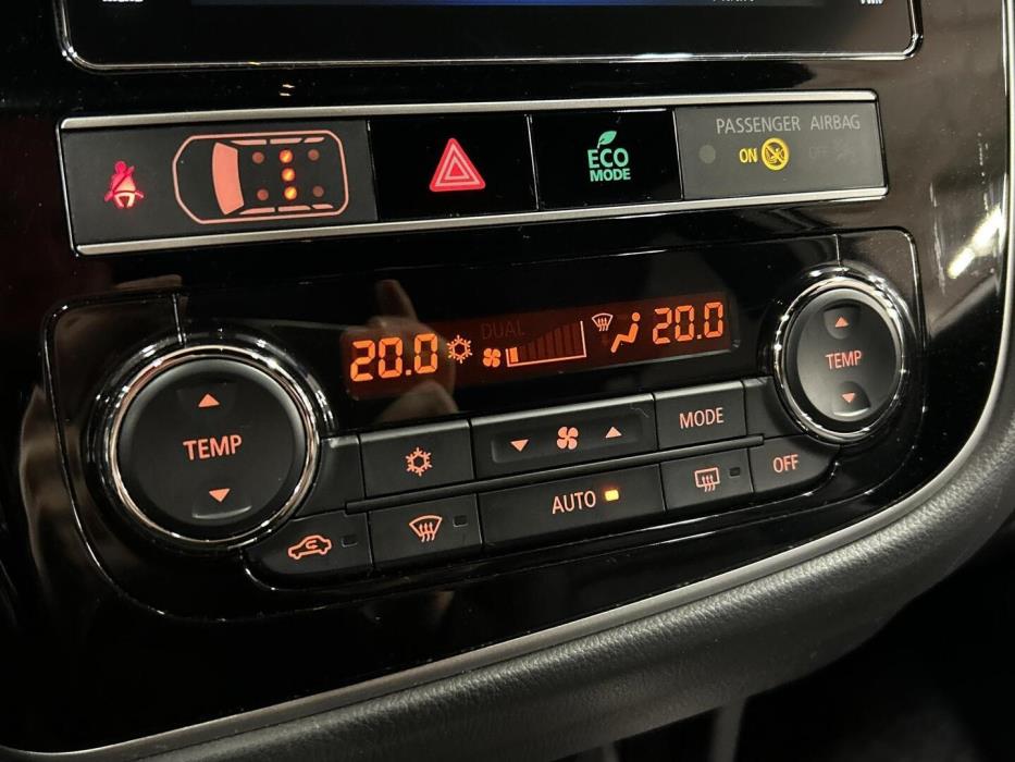 MITSUBISHI Outlander PHEV 2019