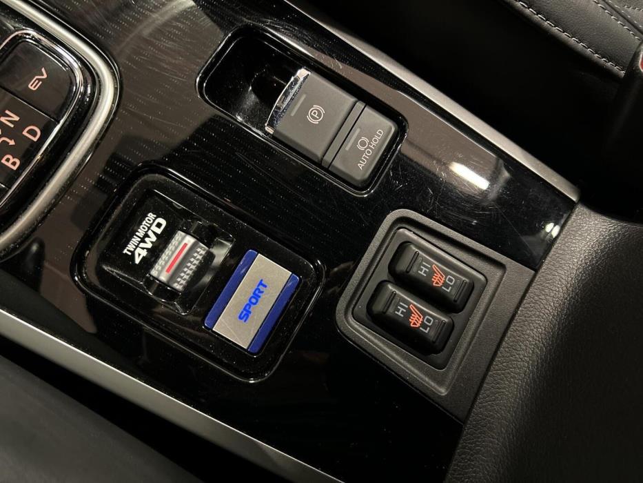 MITSUBISHI Outlander PHEV 2019