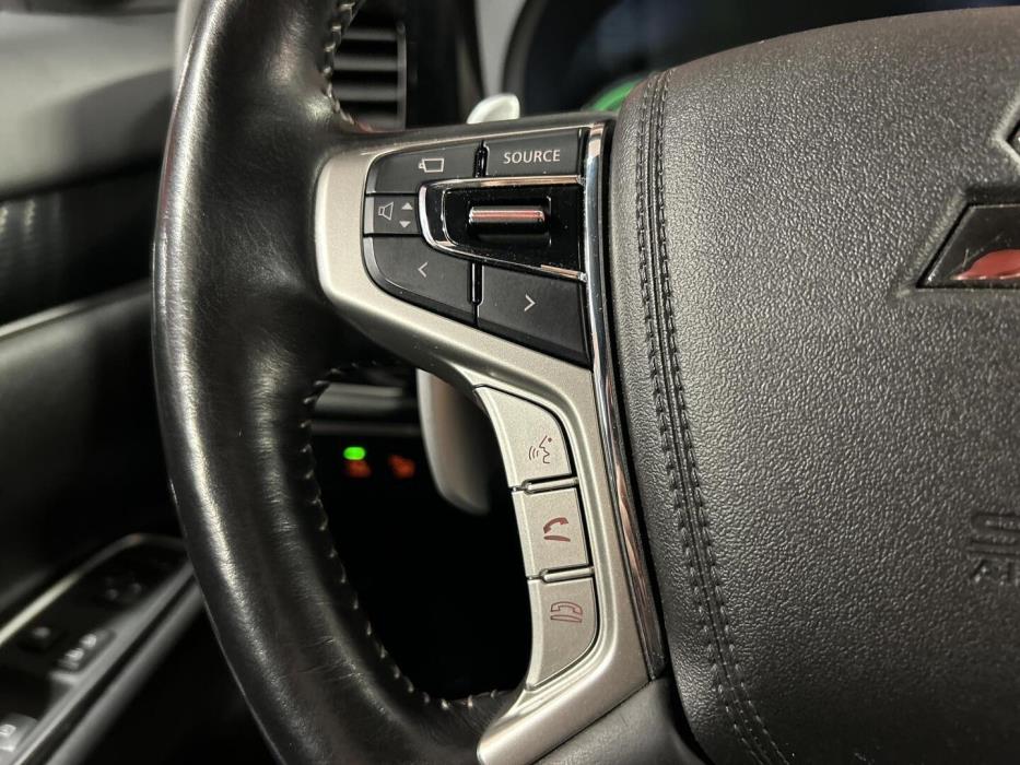 MITSUBISHI Outlander PHEV 2019