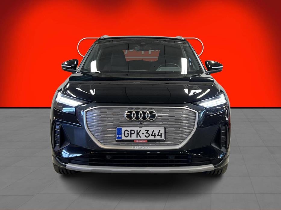 AUDI Q4 e-tron 2023