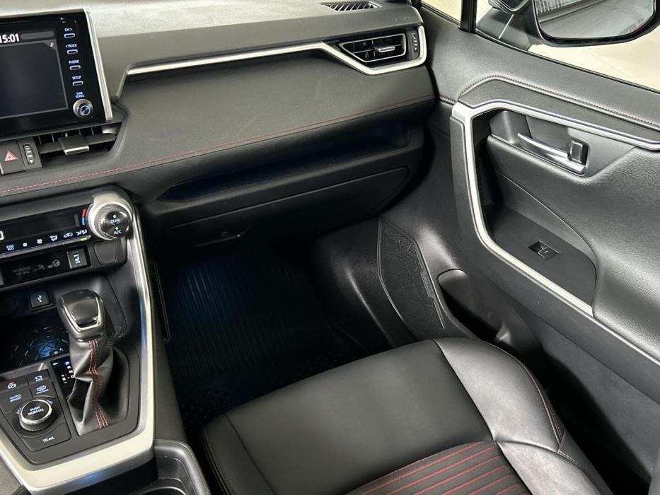 TOYOTA RAV4 PLUG-IN 2021