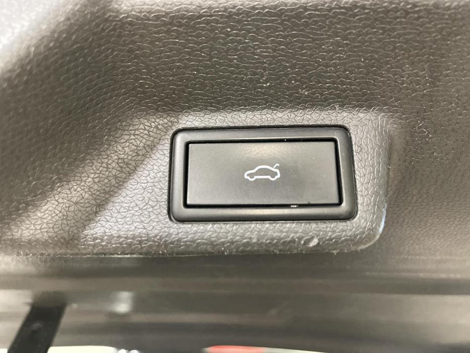 VOLKSWAGEN ID. Buzz Cargo 2023