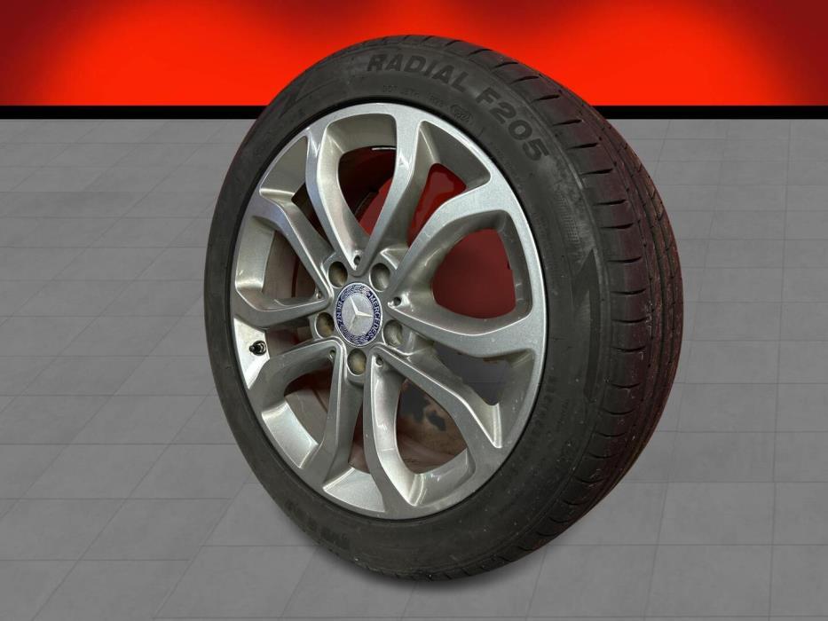 MERCEDES-BENZ C 2015