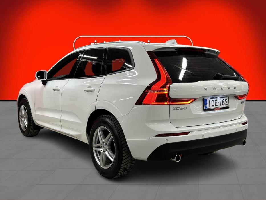 VOLVO XC60 2018