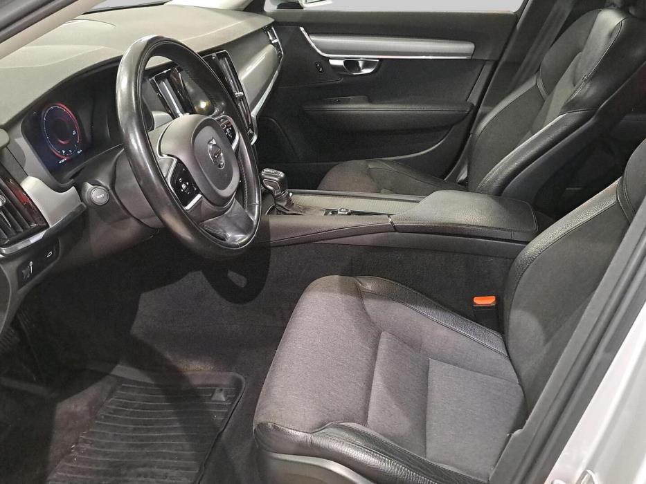 VOLVO V90 2019