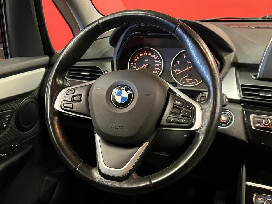 BMW 220 2016