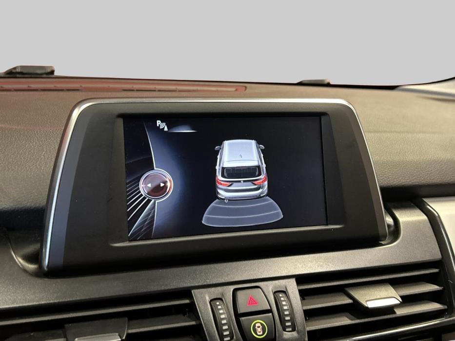 BMW 220 2016