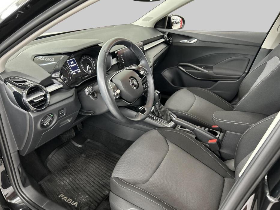 SKODA Fabia 2023