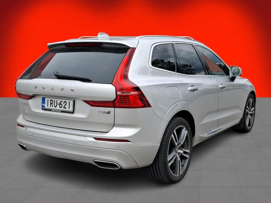 VOLVO XC60 2020