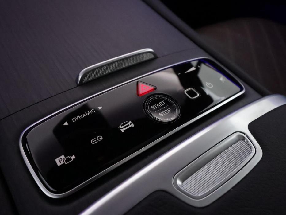 MERCEDES-BENZ EQE SUV 2024