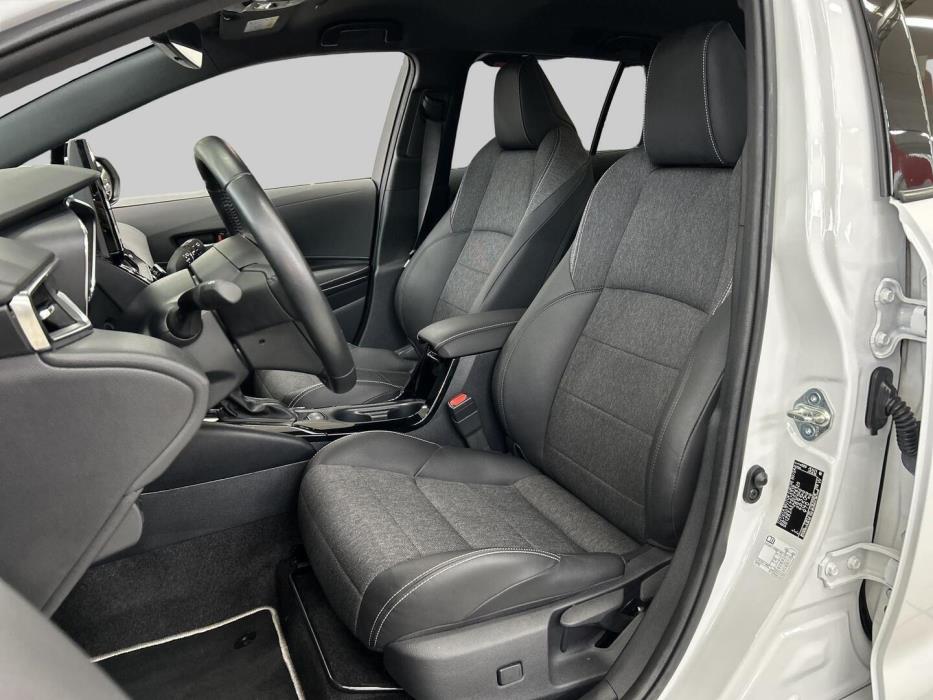 TOYOTA COROLLA 2024