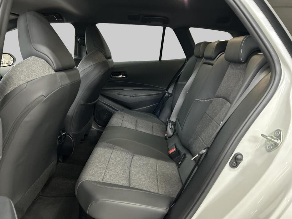 TOYOTA COROLLA 2024