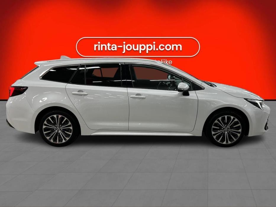 TOYOTA COROLLA 2024