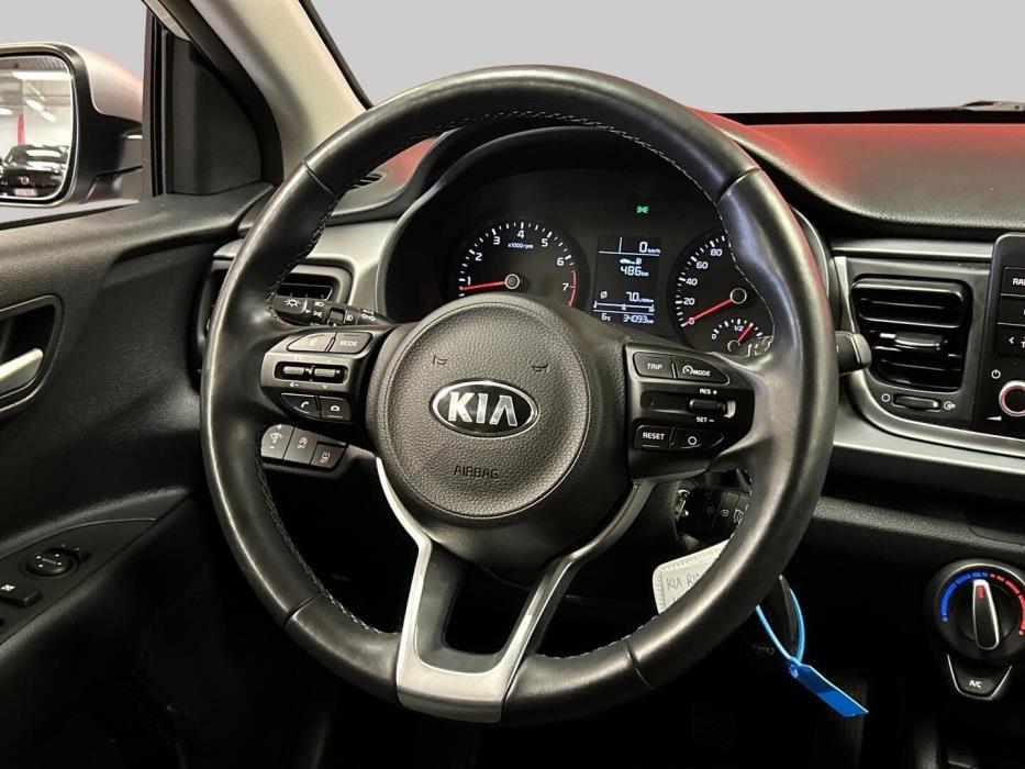 KIA Rio 2021