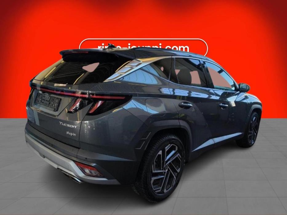 HYUNDAI TUCSON 2025