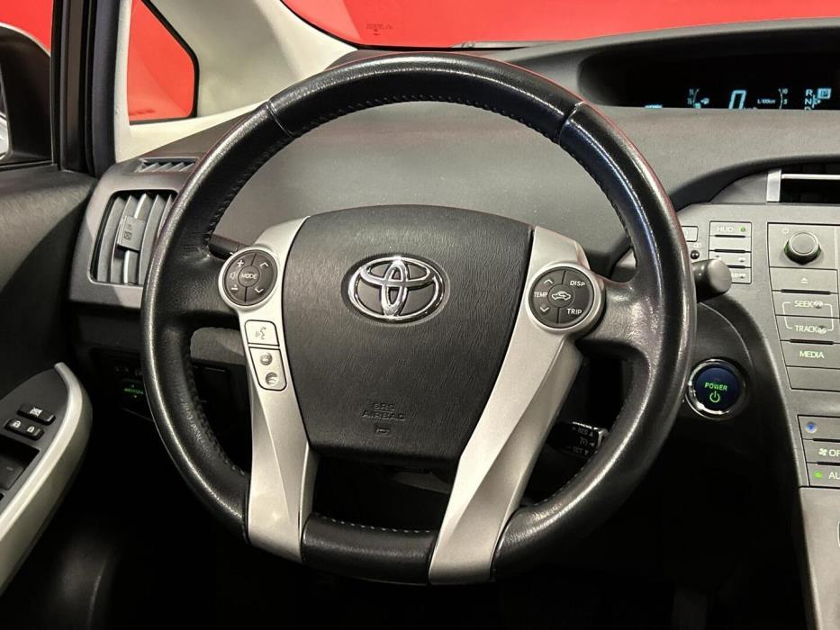 TOYOTA Prius 2013
